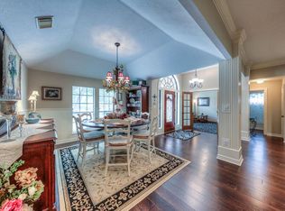 3 Winged Foot Dr, Conroe, TX 77304