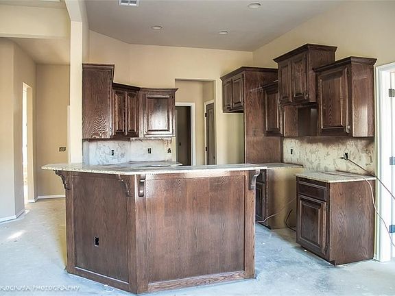5th image of 4821 Tilted Mesa Ct