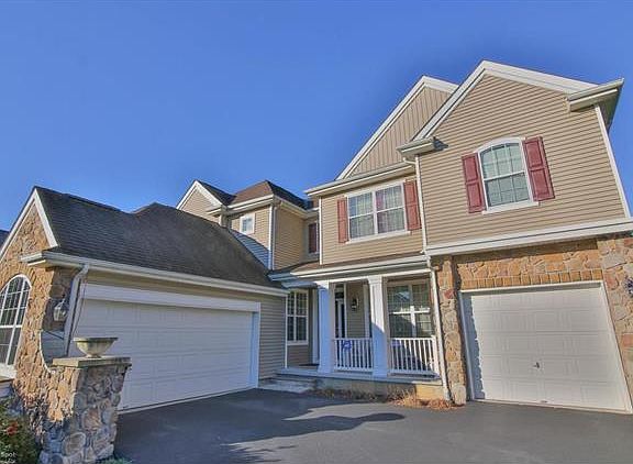4th image of 2674 Meadow Lane Dr