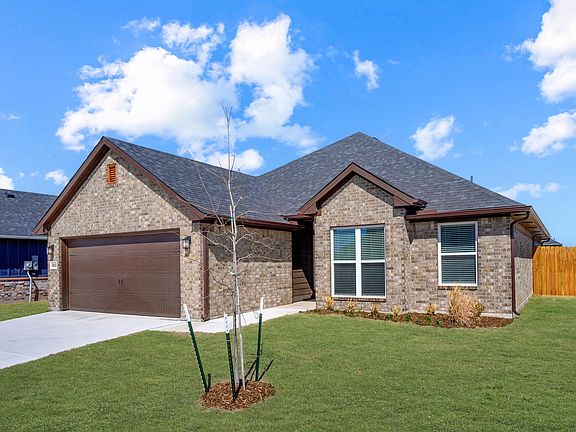 5th image of 2801 Tulip Dr