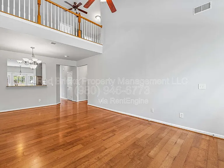9425 Shumacher Ave NW — Photo 6