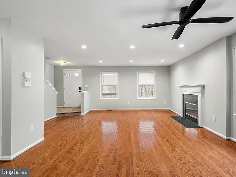 547 Pickering Station Dr — Photo 10