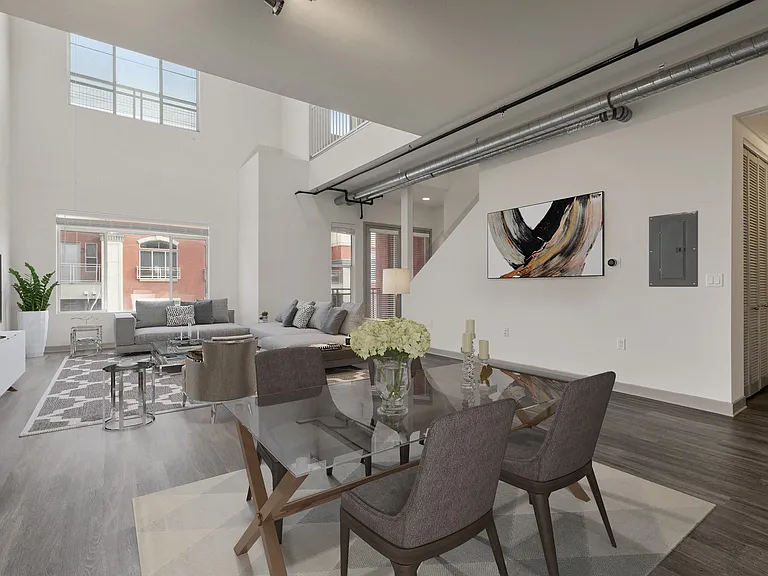 San Pedro Bank Lofts — Photo 7