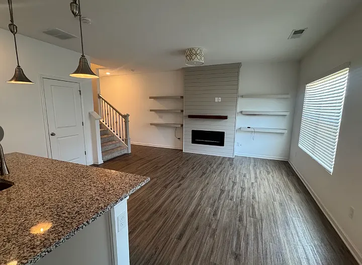 1484 Ben Park Way — Photo 19