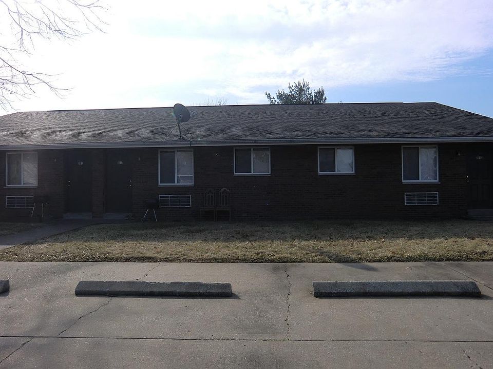 1st image of 301 Anthony Dr APT B