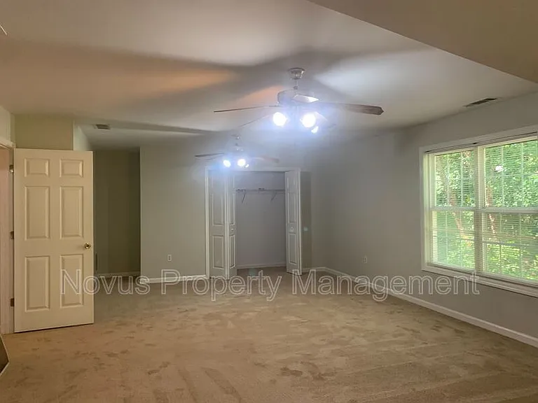 7439 Mason Falls Dr — Photo 29