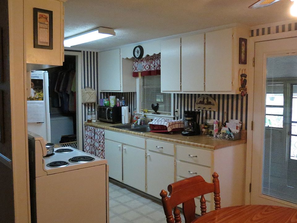 2nd image of 6095 Jim Pruett Rd