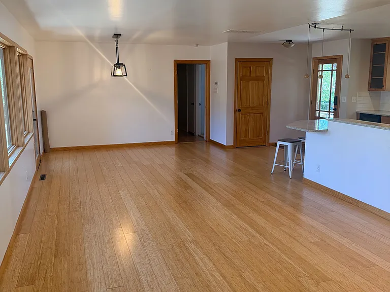 2900 Arizona Ave — Photo 6