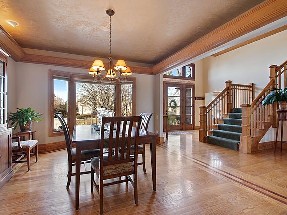 4th image of 115 Augusta Dr