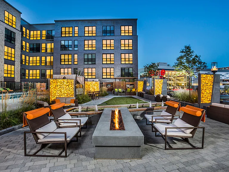 Outdoor Fire Pit and Views of Mosaic District