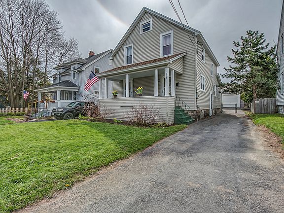 2nd image of 226 Columbia Ave