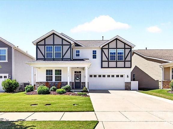 2nd image of 1114 Laggan Ln