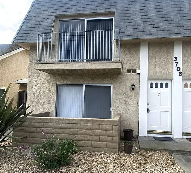 3706 Del Amo Blvd — Photo 1