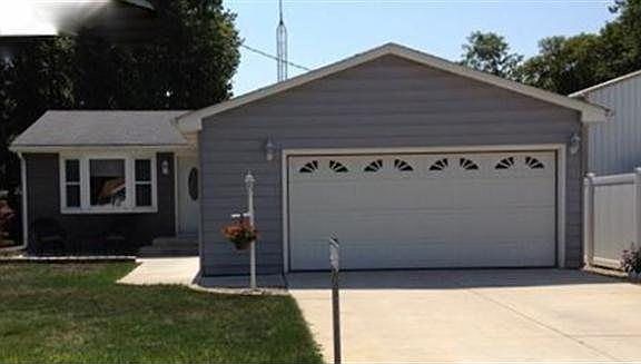 3rd image of 5285 Southshore Dr