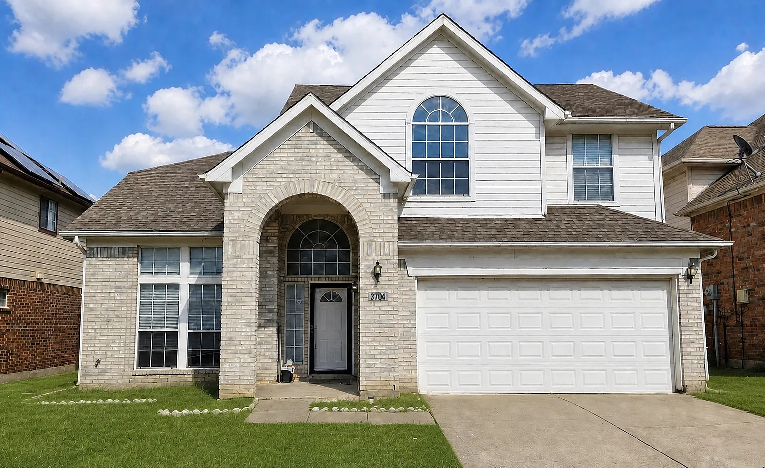 3 bed, 2.5 bath, 1919 sqft, $2,495 — Photo 1