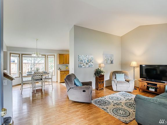 3rd image of 19902 87th Avenue Ct E