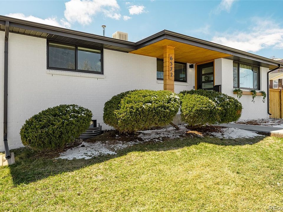 1st image of 6572 Benton Cir