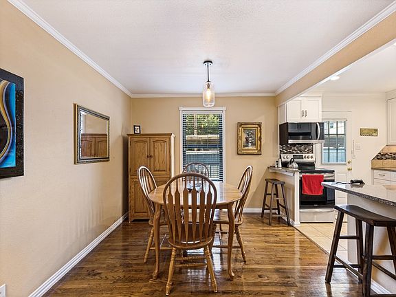 4th image of 5019 N Hall St #5019