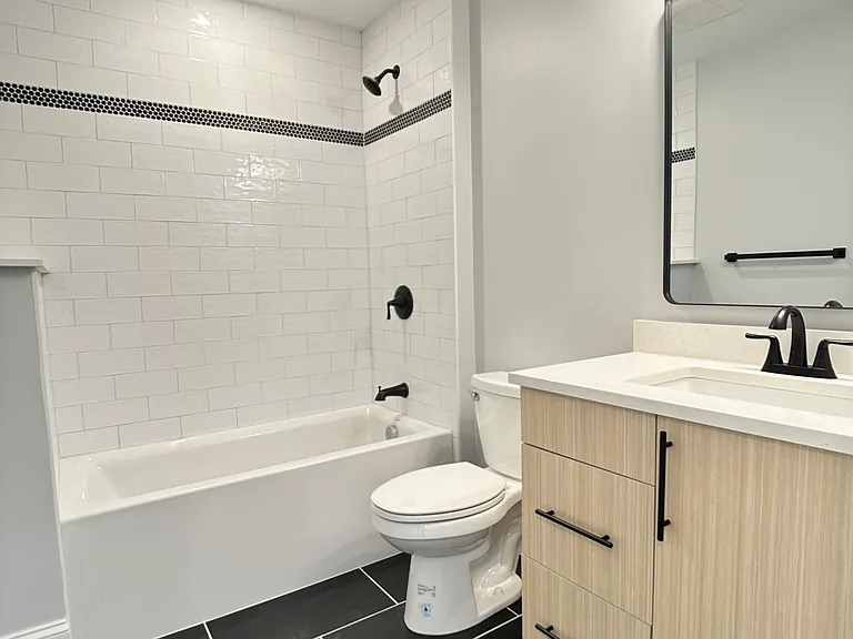 425 Market St #303 — Photo 4