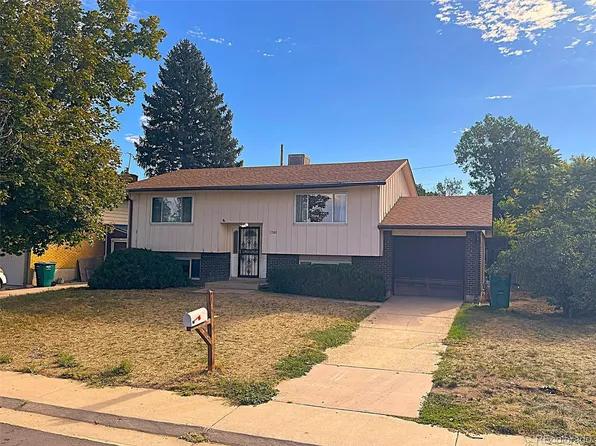 1280 Dearborn Street, Aurora, CO 80011