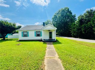 314 N Washington St, Calhoun Falls, SC 29628