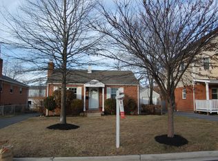 5729 3rd St S, Arlington, VA 22204