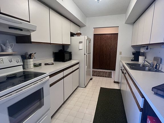 4th image of 1822 Yuma Ln N #55447