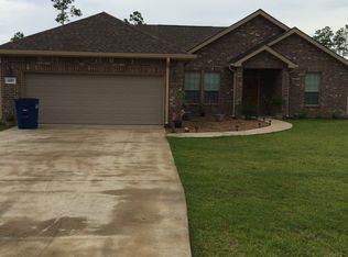 1437 Clark Ct, Lake Charles, LA 70611