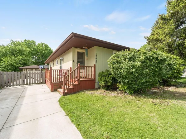 12037 West Rainbow AVENUE, West Allis, WI 53214