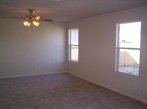 5th image of 2734 Middleground