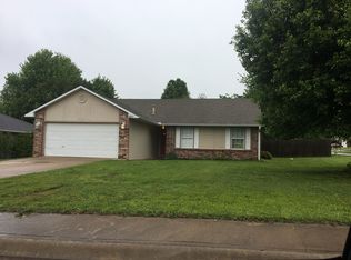 3342 W Vassar St, Fayetteville, AR 72704