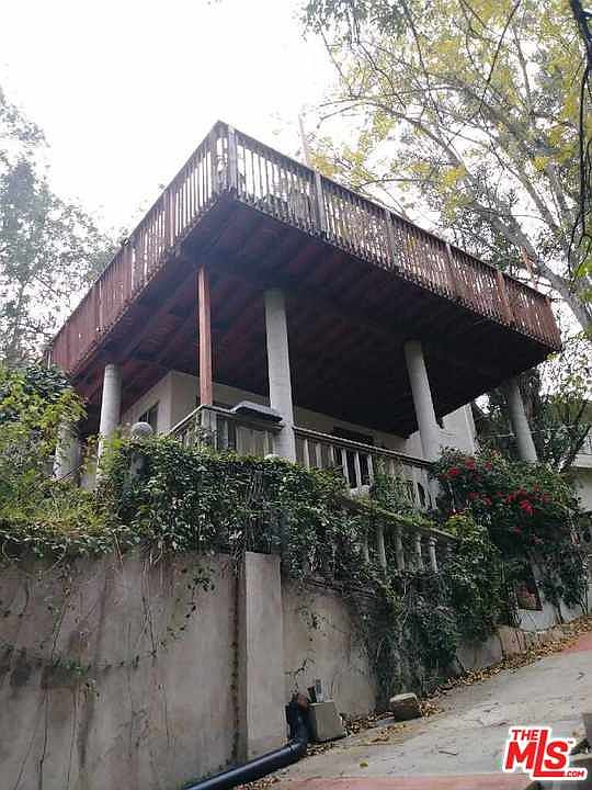 2nd image of 10082 Westwanda Dr