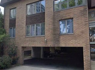 319 Gorge Rd, Cliffside Park, NJ 07010