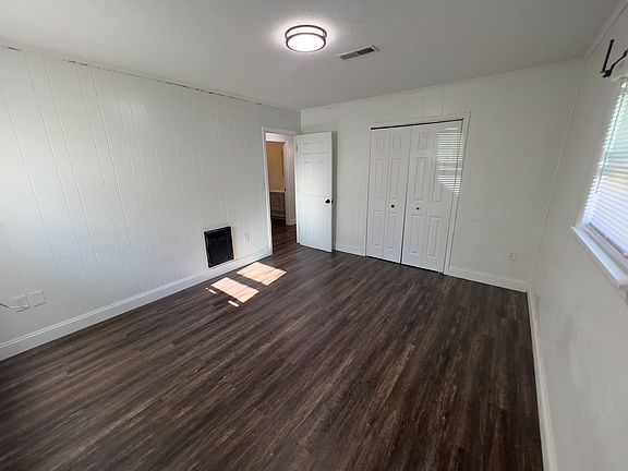 5th image of 239 Stone Dr APT A