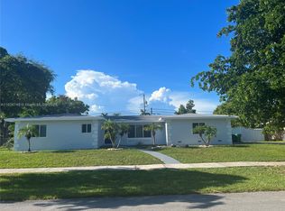 9820 SW 159th St, Miami, FL 33157