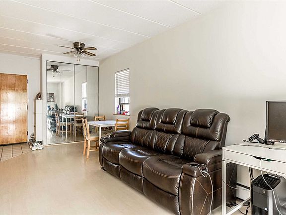 4th image of 6701 242nd St