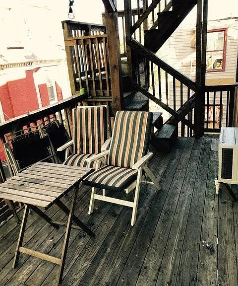 private deck