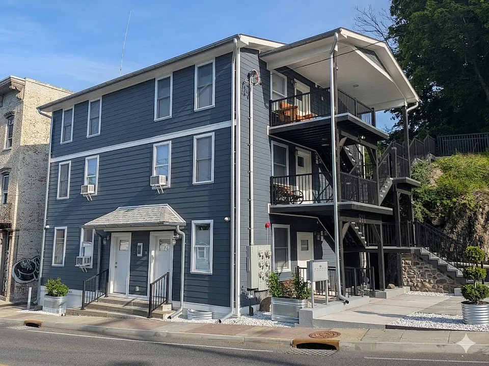 165 Abeel St #3