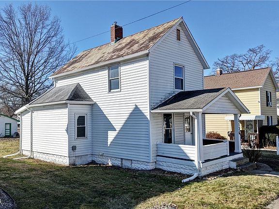 2nd image of 1126 Sherman Ave NW