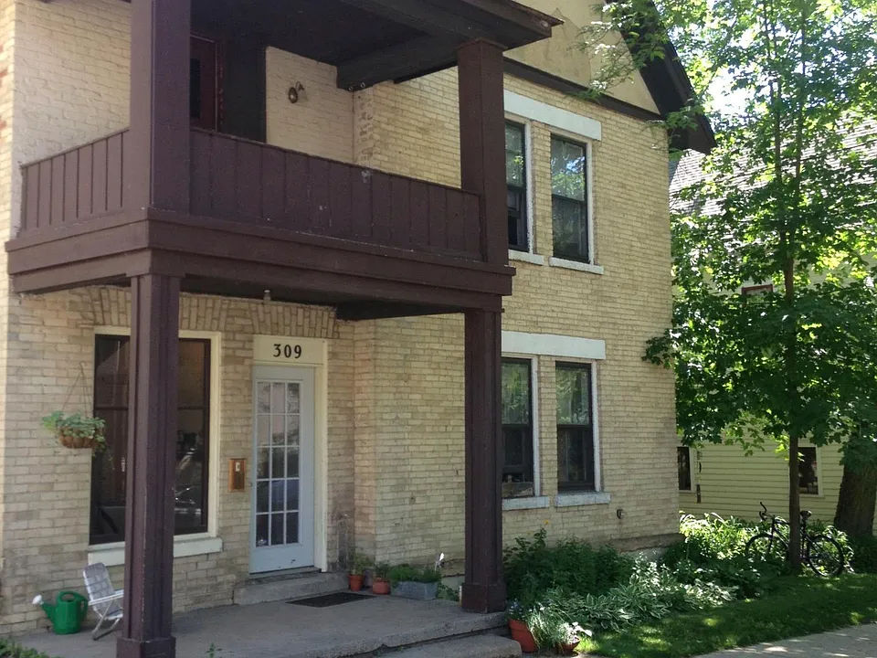 309 N Livingston St #1A
