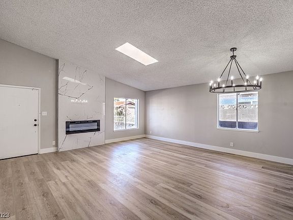 5th image of 709 Purcell Dr