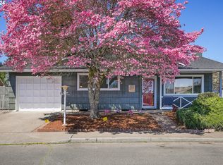15885 SW Queen Victoria Pl, King City, OR 97224