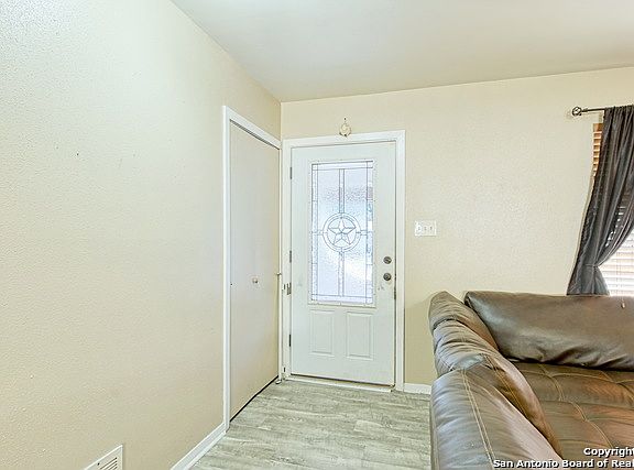 5th image of 6435 Stable Dr