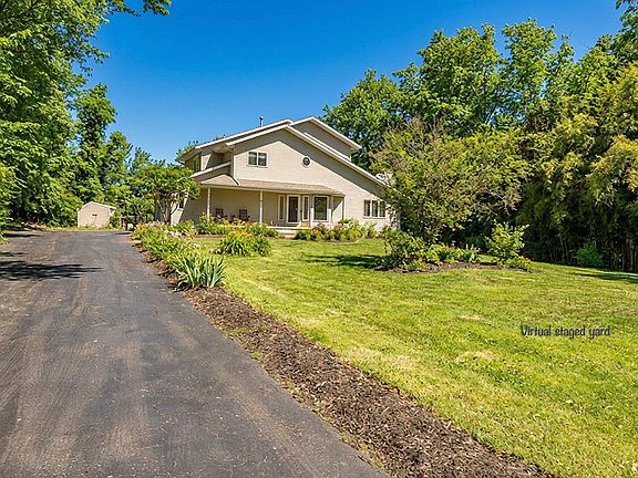 2nd image of 194 S Bowman Rd