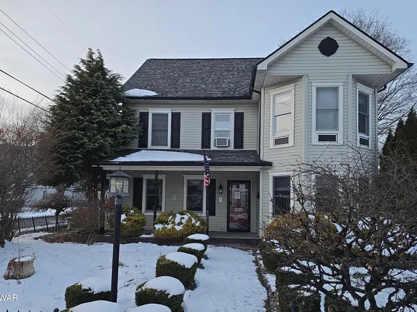 609 Avenue O, Matamoras, PA 18336
