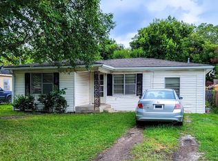 6221 Sandra St, Houston, TX 77028