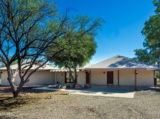 43 Saddle Horn Dr, Tubac, AZ 85646