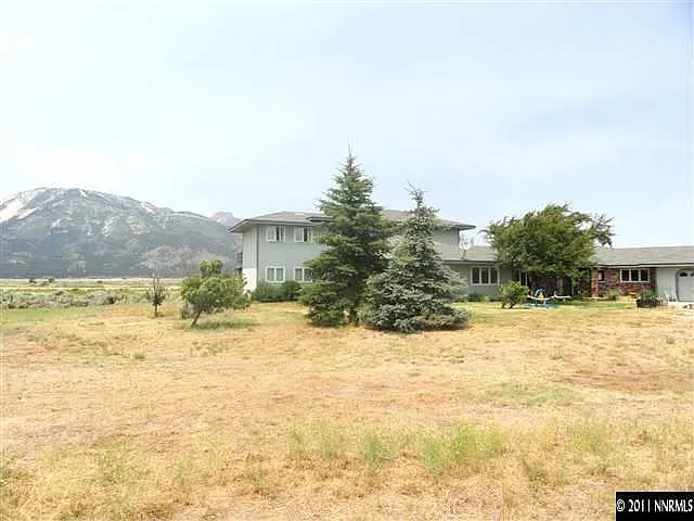 4765 Giles Way photo 1