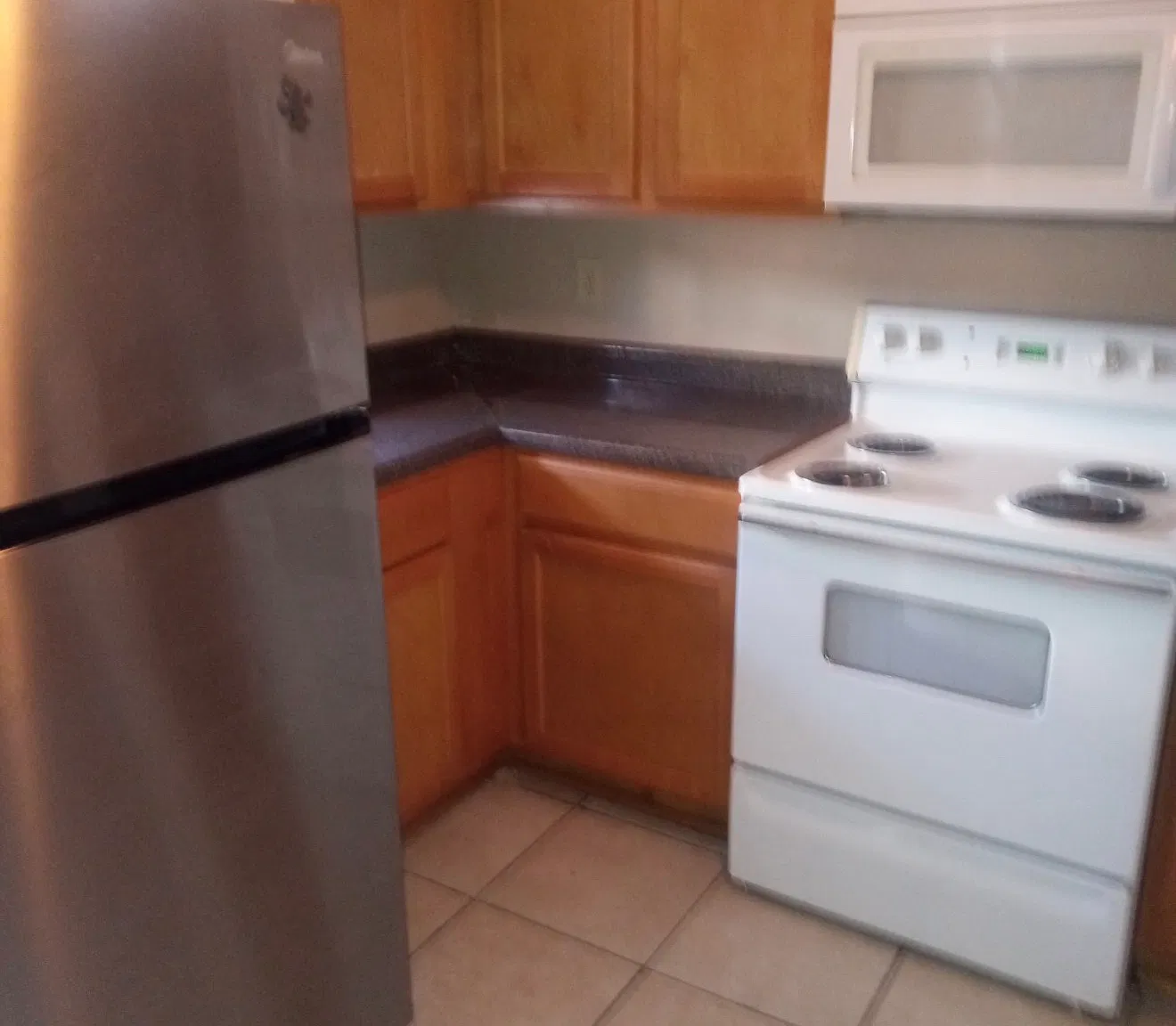 2 bed, 1044 sqft, $1,000 — Photo 3