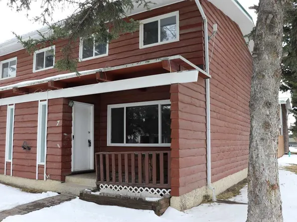113 E Hardisty Ave #7, Hinton, AB T7V 1C4